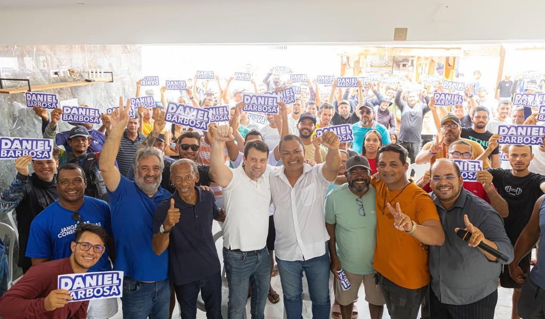 Daniel Barbosa intensifica agenda no Litoral Norte e amplia bases fora do Agreste
