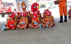 Mais de 100 crianças participam do Projeto Golfinho em Maragogi