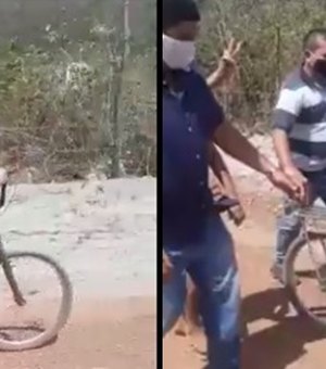 Vídeo de Mão Santa andando de bicicleta viraliza na internet