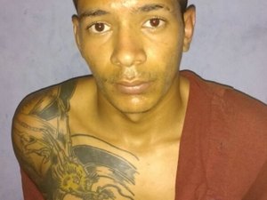 Suspeitos que moram em Maceió são presos após roubarem moto no Agreste