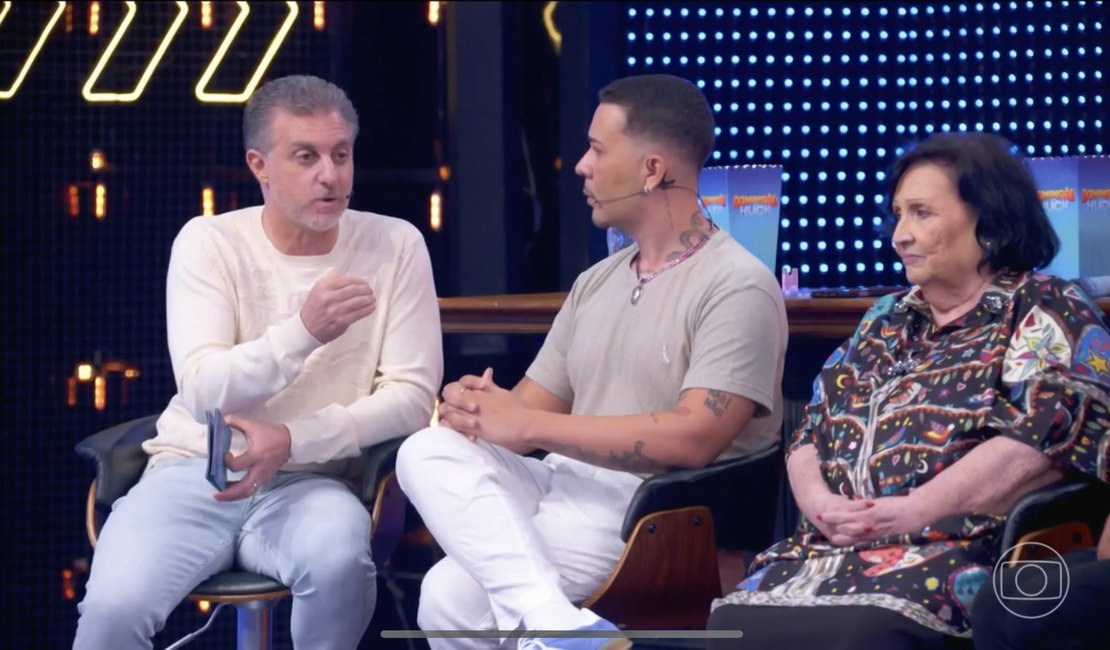 [Vídeo] Carlinhos Maia leva fora de Luciano Huck no Programa Domingão com Huck