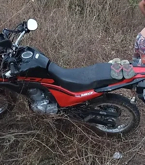 Motociclista fica ferido após perder o controle do veículo e cair em ribanceira na zona rural de Água Branca