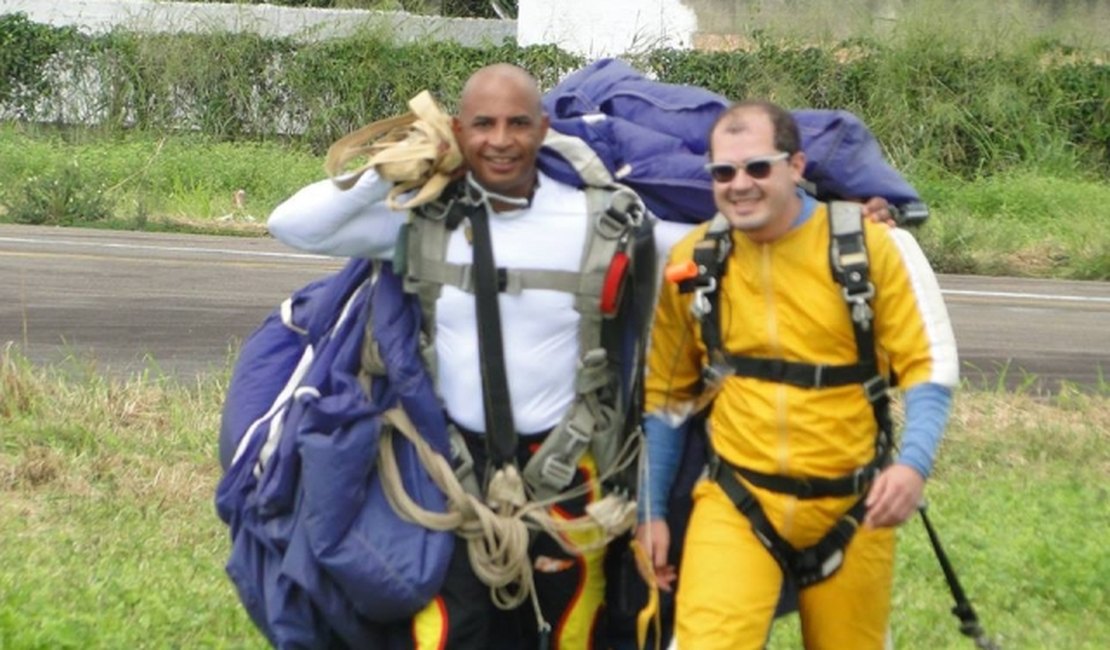 Esporte radical: paraquedismo é realizado em Arapiraca