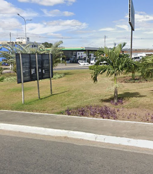 Entregador fica ferido após colisão com carro na AL-110, em Arapiraca