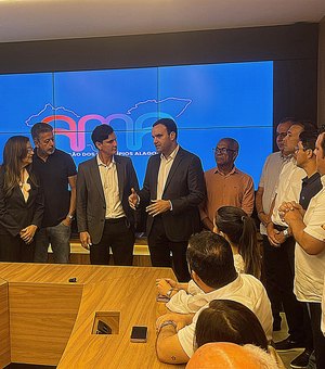 AMA reúne gestores e bancada federal para antecipar pauta municipalista da Marcha a Brasília