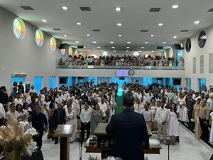 TJAL realiza casamento coletivo e oficializa união de 261 casais