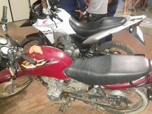 Denúncia anônima ajuda a PM a recuperar motos