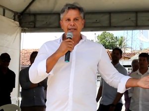 Prefeito de Roteiro sofre acidente de moto e fica ferido