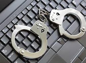 Crime cometido com velocidade, mas que causa danos duradouros