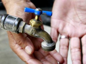 Falta d'água: Povoado Ipiranga fica sem recurso após rompimento de adutora