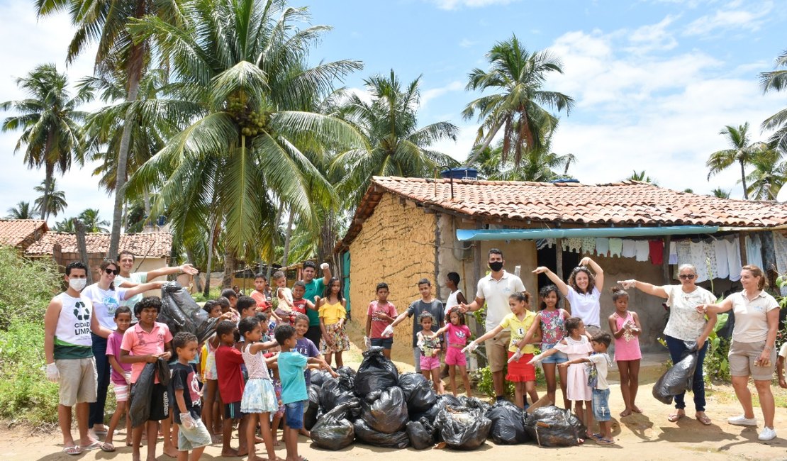Crianças de Maragogi participam de ação de Educação Ambiental no povoado São Bento