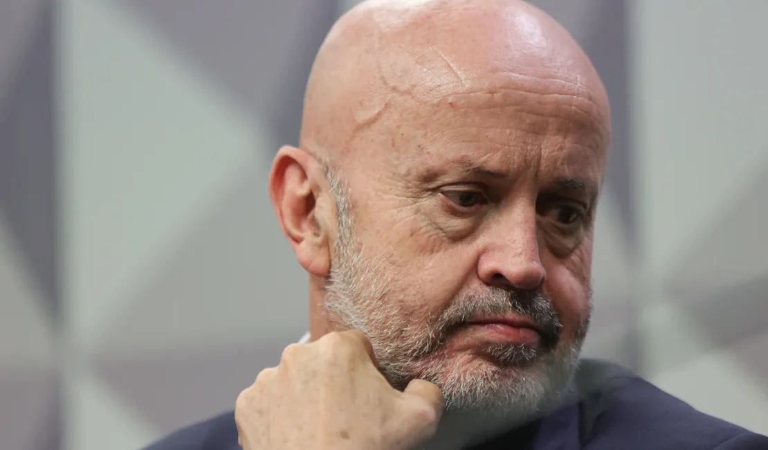 Polícia Federal indicia 48 investigados por fraudes em descontos no INSS