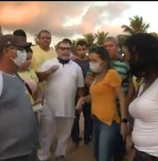 Vídeo mostra prefeita sendo intimidada durante caminhada em São Luís do Quitunde