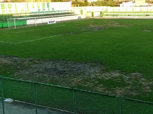 STJD interdita estádio José Gomes da Costa e multa Murici por conta do gramado