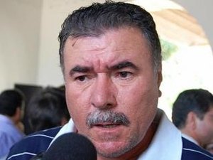 Pedido de vistas suspende julgamento de Cícero Almeida no Tribunal de Contas