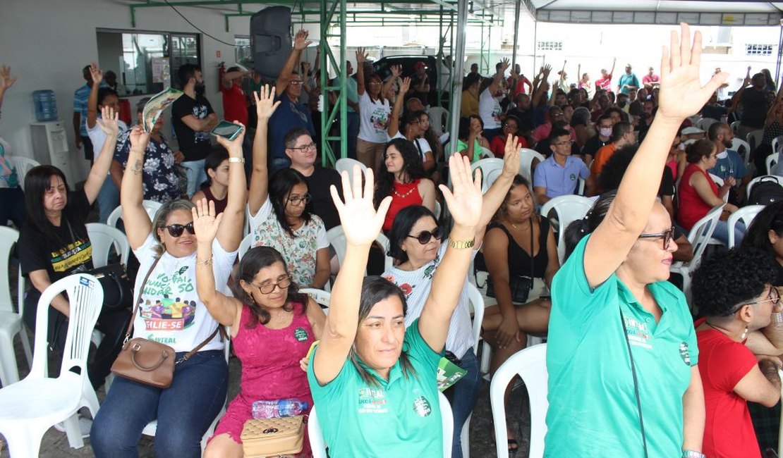 Servidores da Educação retornam aos trabalhos após greve