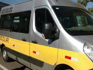 Condutores de vans escolares devem renovar licenciamento até o dia 31