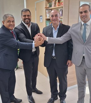 Em Brasília, secretário de Agricultura busca ampliar parcerias para setor de Alagoas