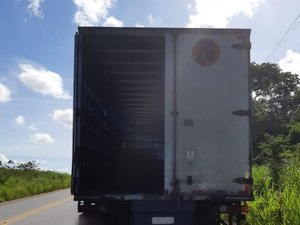 PRF recupera veículo roubado em São Miguel dos Campos