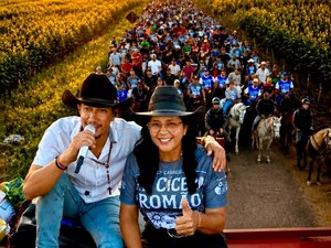 Edilza Alves comanda a maior Cavalgada de Padre Cícero da história de Lagoa da Canoa