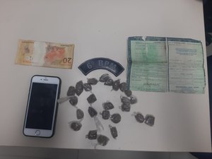 Homem é preso acusado de tráfico de drogas em Matriz de Camaragibe