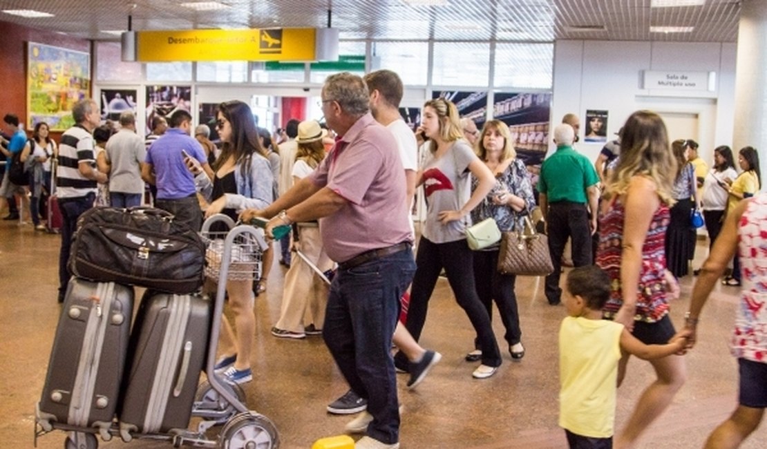 Maceió recebeu cerca de 90 mil turistas em julho, segundo Infraero e ABIH