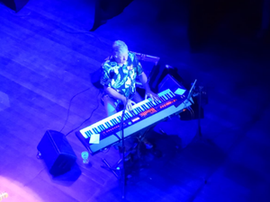 [Vídeo] Cantor Flávio Venturini encerra Festival de Música de Penedo com show em grande estilo