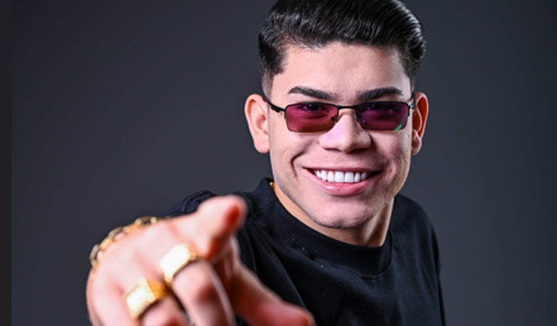 Heytor O Boyzinho lança hoje o DVD 'Breguinha Cachorro de Verão'