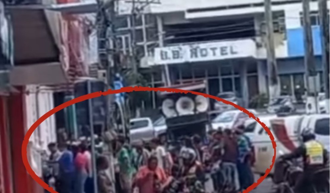 Indígenas ocupam sede da Prefeitura de Palmeira dos Índios em protesto por melhorias