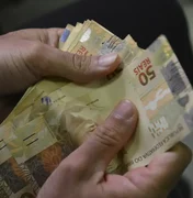 Salário mínimo deverá subir para R$ 1.741 em 2027