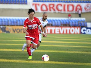 Por sequência de vitórias, Bueno pede equilíbrio entre os setores no CRB