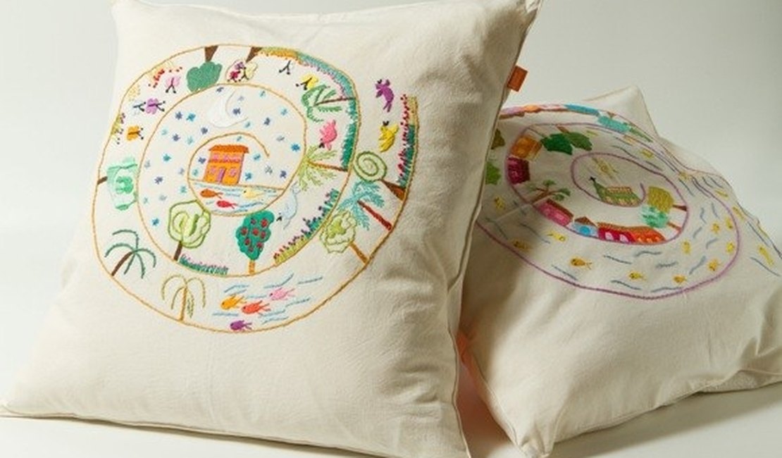 Bordadeiras de Penedo lançam coleção Caminhos do São Francisco