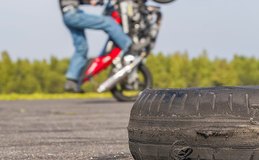 Mulher é autuada por entregar motocicleta a sobrinho de 16 anos em Feira Grande