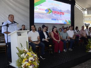 Sesau lança Carreta da Saúde no município de Santana do Ipanema