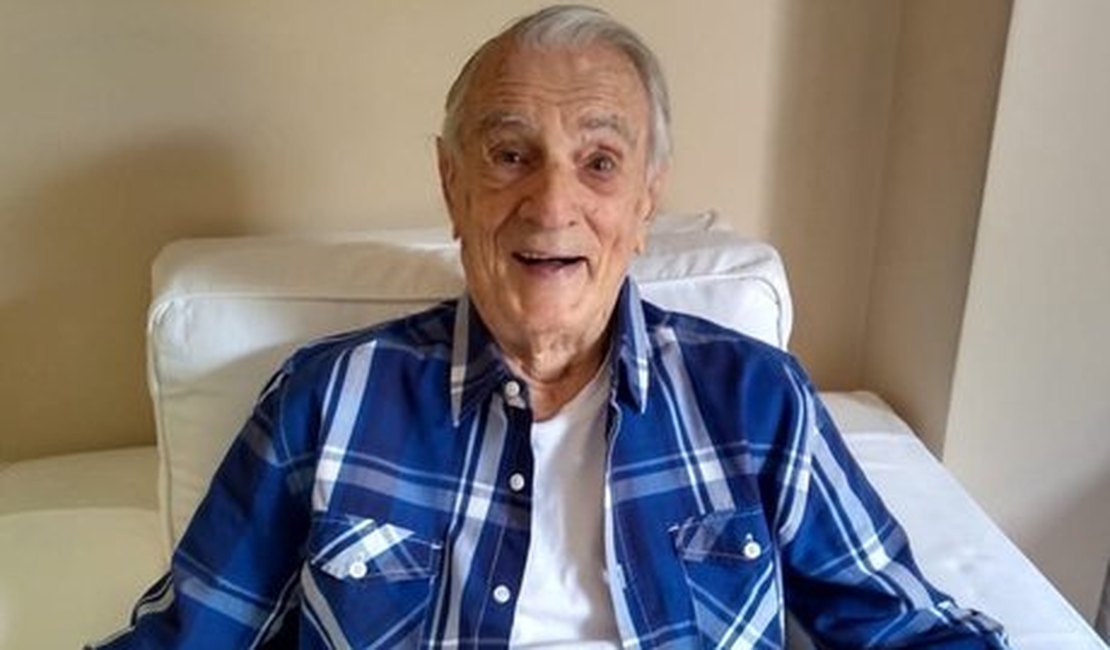 Orlando Drummond, o Seu Peru, celebra 101 anos: 'Amor e humor'