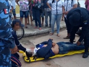 Colisão entre carro e moto deixa homem ferido em Delmiro Gouveia