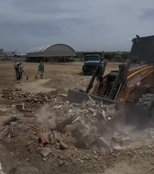 Prefeitura inicia construção do Complexo Esportivo em povoado de  Major Izidoro