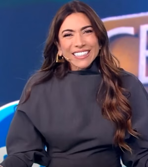 Patricia Abravanel comete gafe e entrega resposta no Show do Milhão