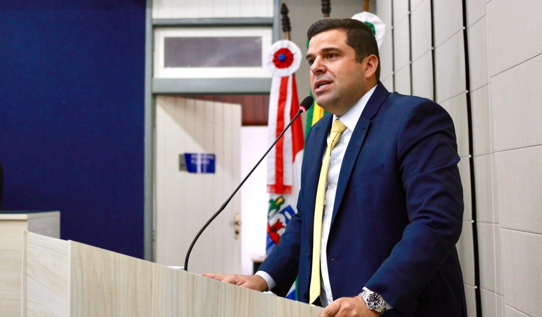 Sem João Catunda, o caminho está livre para Marcelo Palmeira ser o novo presidente da Câmara de Maceió