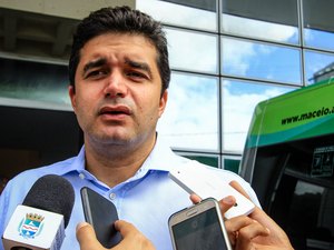 Decreto que regulamenta Uber sai na próxima semana, diz Rui Palmeira