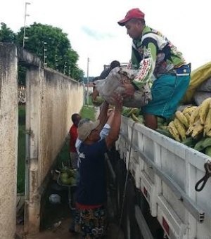 Famílias desabrigadas de Marechal Deodoro recebem 15 toneladas de alimentos