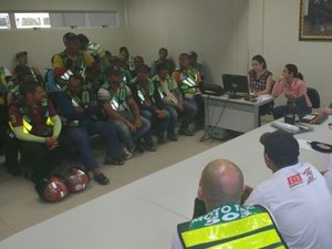 Mototaxistas denunciam no MPE aumento de clandestinos e falta de fiscalização