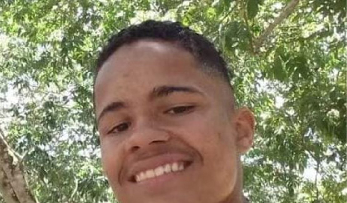Jovem de 18 anos é encontrado morto a tiros em Joaquim Gomes