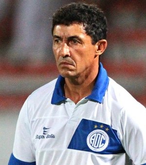 Flávio Araújo sai do Cuiabá e Betinho deixa o Confiança, que já tem novo técnico