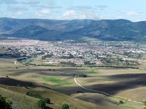 Adolescente é presa após ter dado à luz e matado o próprio filho