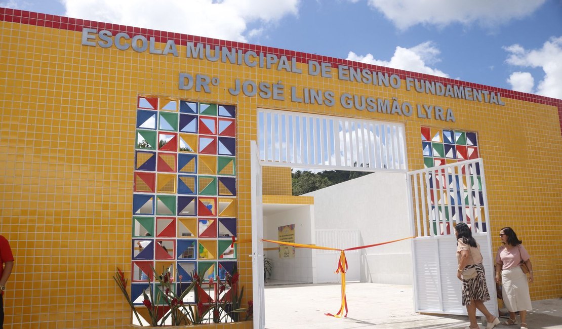 Prefeito Fernando Cavalcante inaugura obras e amplia investimentos em Matriz de Camaragibe