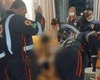 Mulher esfaqueia esposa na Ponta Verde e é presa com base na Lei Maria da Penha