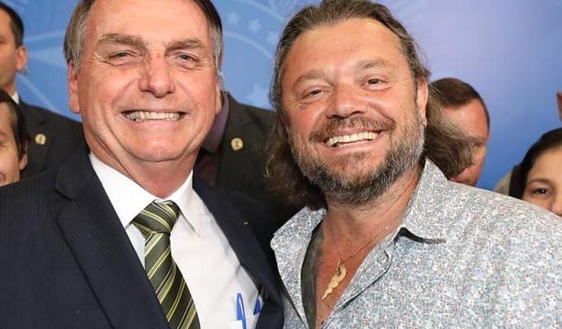 Pelo Twitter, Bolsonaro anuncia Richard Rasmussen como embaixador do turismo