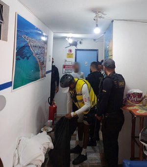 Homem é preso suspeito de furtar farmácia no bairro Pajuçara em Maceió