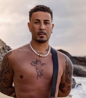 Justiça suspende multa de R$ 1 milhão a Carlinhos Maia após vídeo em Noronha